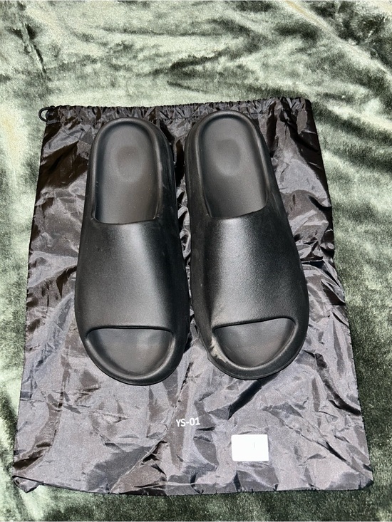 Yeezy Other - Yeezy YS-01 Slides in Black Onyx with Dust Bag -used condition-
